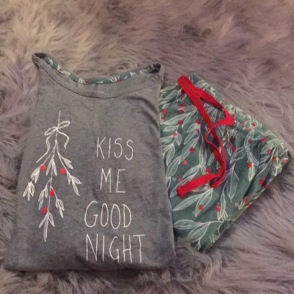 Kiss me goodnight PJ set